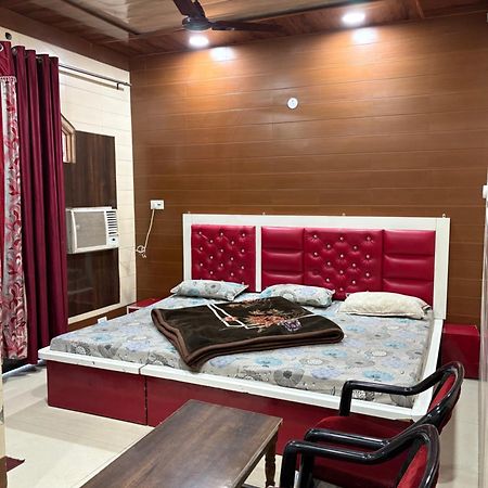 Dream Land Hotel Джамму Екстер'єр фото